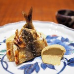 傳 - 鮎の風干しと肝ペースト