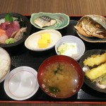 魚がし食堂　中央市場店 - 