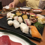 Kaisen Dokoro Sushi Tsune - 