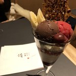 パフェ、珈琲、酒、佐藤 - 