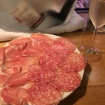 自然派ワイン＆ナチュラルチーズ vinvino - 