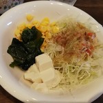 カウカウステーキ - サラダ ※拡大(2018.08.19)