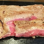 カウカウステーキ - 赤身ステーキ 200g 到着直後 ※拡大(2018.08.19)