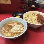 大丈夫ラーメン ぎょったまつけ麺 サルサソース たまご ヤサイ半分 ニンニク アブラ！