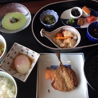 日本料理 初海 - 