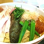 麺屋一燈 - 昆布水と鶏出汁ジュレの煮びたしつけ麺　８８０円