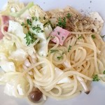 ピッコラ - Aランチ キャベツとベーコンのオイルソーススパゲティ