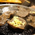 名物トンマキ じゅんご - タンはチーズがあう♪