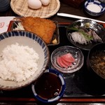 四十八漁場 - 炙りしめさばとアジフライ定食(ご飯少なめ)