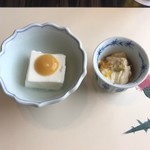 Ume No Hana - 嶺岡豆腐と湯葉煮。