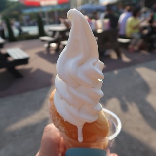 みどりちゃんのジャージーミルク館_1