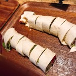 パンビュッフェ&肉イタリアン 茶屋町 ファクトリーカフェ - ラップロール。
            これが一番好きかな～
            中はポテトサラダ！