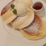 幸せのパンケーキ 福岡天神店 天神 パンケーキ ネット予約可 食べログ