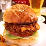 AS CLASSICS DINER - フライドパティバーガー