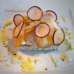 Restaurant Avenio - 料理写真:Smoked haddock with rather sour cream, cucumber and radish