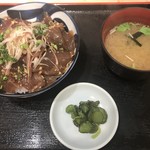 つきじ鈴富　すし富 - カツオの漬け丼