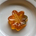 虎屋菓寮 - 白磁