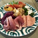 ホイリゲ葡萄舎 - 前菜盛り合わせ