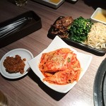 肉と日本酒 - 前菜