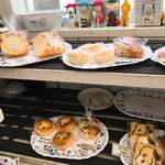 PEANUTS BAKERY - 