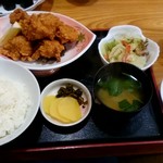 大包 - ご飯の盛りは控えめです