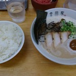 金田家 - 黒豚らーめん+煮玉子+ごはん大