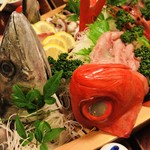 大衆居酒屋 与作 - 予約にて豪華舟盛可能