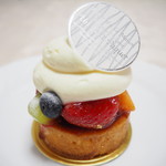 Un Petit Paquet - タルト　セゾン