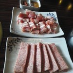 南怡島 - カルビとサムギョプサルのお肉