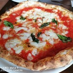 トラットリア エ ピッツェリア アミーチ - 