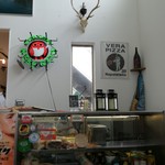 トラットリア エ ピッツェリア アミーチ - 