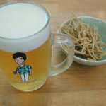 手打ち蕎麦 い志い - 暑い時はグラスビール