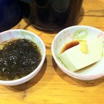 モズク酢と茶豆風味のやっこ
