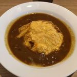 カレーショップ C&C - オムカレー　ごはん少なめ