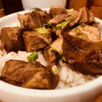 香港麺 新記 - やわらかい牛バラ肉！