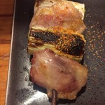 焼鳥 酉たけ - 鶏はもといトリはねぎ間 帝王にふさわしい押し出しです