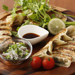 鎌倉餃子 UMINECO WINE＆CAFE