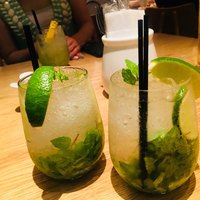 ウォルプタス 東京駅グランルーフ店 - ライム＆ミントモヒート　800円