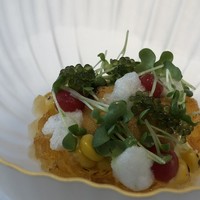 AMOUR - ＊夏らしいさわやかな品。玉蜀黍ムースは甘く、雲丹と共に頂くと美味しい。