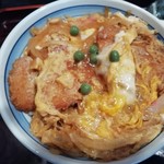 村田屋 - ”名物カツ丼”は850円（税込）