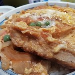 村田屋 - ”名物カツ丼”は850円（税込）