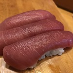 栄寿司小吉 - まぐろ