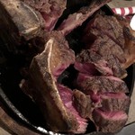 Arno's Butcher and Eatery Naratiwas - ヒレはおまけ程度のＴボーン