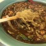 満来 - 細めの強縮れ麺が餡によく絡みます