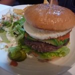 エスビーダイナー コウベ - アボガド、チーズ＋エッグ　９１０円