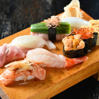 Show off your skills honed in Ginza in Kurume! Enjoy authentic Edomae Sushi.