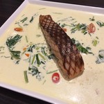 MILLE FIORI - サーモンの瞬間グリル ペルノーのクリームソース