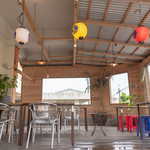 アジアン食堂 シロクマ - テラス席