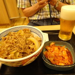 Yoshinoya - 牛丼、キムチグラスビール