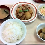 札幌市建設局下水道庁舎食堂 - 日替わり定食（肉じゃが）